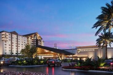 هتل Horseshoe Lake Charles