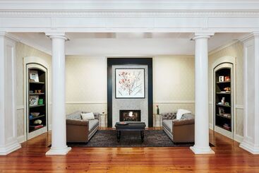 هتل Inn At Carnall Hall