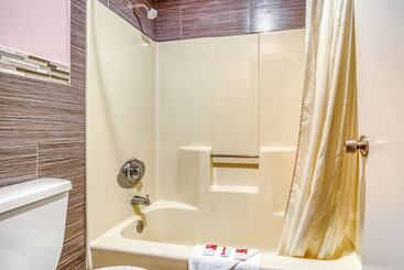 هتل Passport Inn