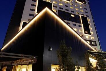 هتل Ramada Plaza By Wyndham Istanbul Tekstilkent