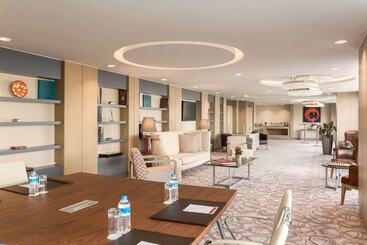 هتل Ramada Plaza By Wyndham Istanbul Tekstilkent