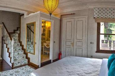 İstanbul Bosphorus Hotel Symbola
