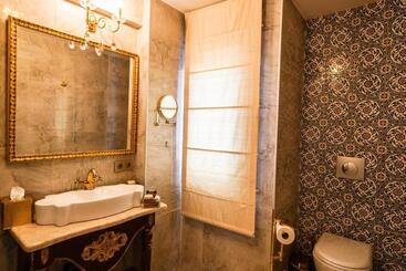 İstanbul Bosphorus Hotel Symbola