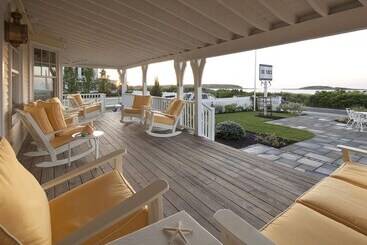 هتل The Tides Beach Club
