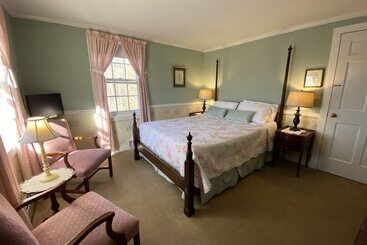 هتل Thornewood Inn