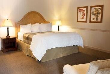 هتل Wine Country Inn