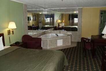 مُتل Boulevard Inn