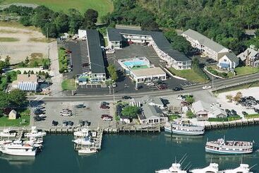 Motel Ocean Street Inn On Hyannis Harbor