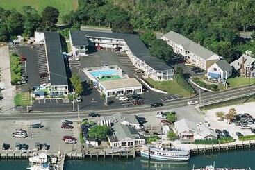 Motel Ocean Street Inn On Hyannis Harbor