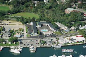 Motel Ocean Street Inn On Hyannis Harbor