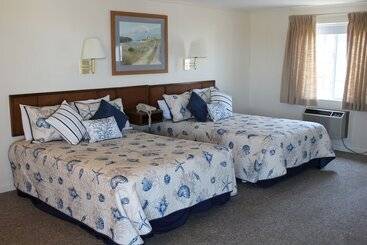 Motel Ocean Street Inn On Hyannis Harbor