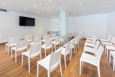 Seramar Apartamentos Sunna Park