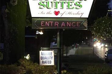 Simmons Motel And Suites