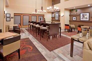 Hampton Inn & Suites Dickinson