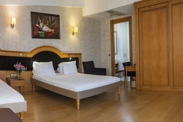 Aprilis Hotel   Special Category