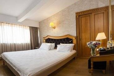 Aprilis Hotel   Special Category