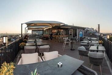 Aprilis Hotel   Special Category