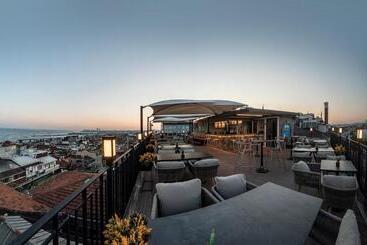 Aprilis Hotel   Special Category