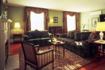 Hotel Gateways Inn & Restaurant