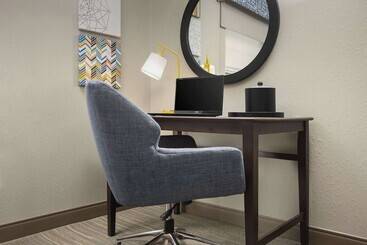 هتل Hampton Inn Augusta