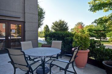 هتل Hampton Inn & Suites Columbia South Fort Meade Area