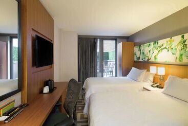 هتل Hilton Garden Inn New York/central Park Southmidtown West