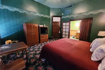 هتل Historic Iron Horse Inn Deadwood