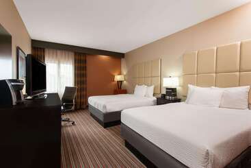 هتل La Quinta By Wyndham Harrisburg Hershey