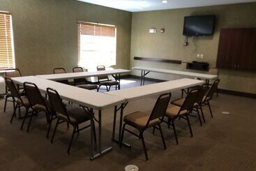 هتل Highland Suites Extended Stay