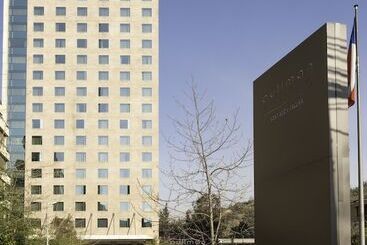 هتل Pullman Santiago Vitacura