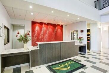 هتل Quality Inn & Suites Bryan College Station