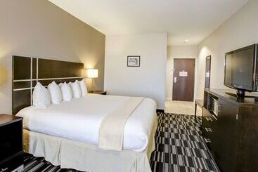 هتل Quality Inn & Suites Bryan College Station
