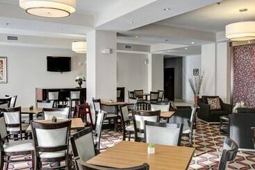 هتل Quality Inn & Suites Bryan College Station