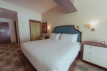 هتل Skyler Syracuse Tapestry Collection By Hilton