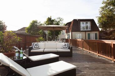 هتل The Charlie West Hollywood
