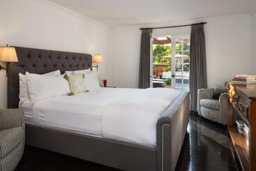 هتل The Charlie West Hollywood