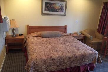 مُتل Bayshore Inn Ventura