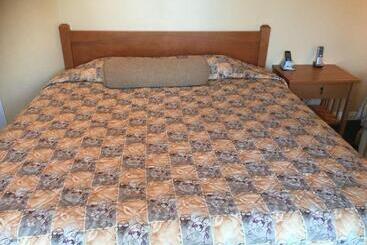 مُتل Bayshore Inn Ventura