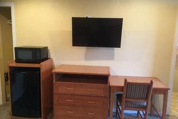 مُتل Bayshore Inn Ventura