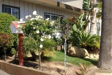 مُتل Bayshore Inn Ventura