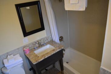 مُتل Bayshore Inn Ventura
