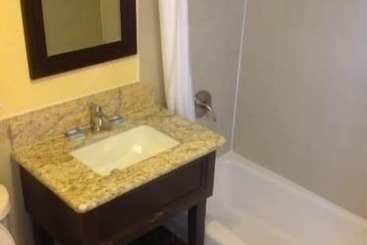 مُتل Bayshore Inn Ventura