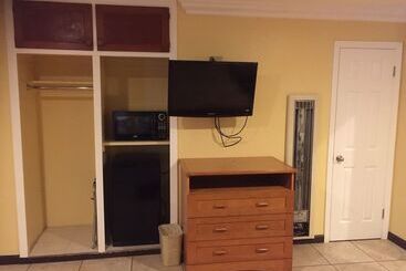 مُتل Bayshore Inn Ventura