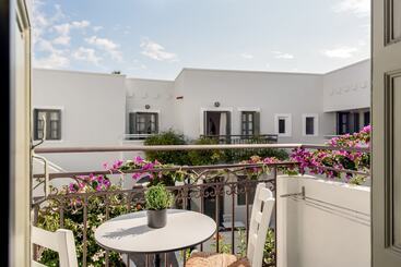 Nissia Kamares Hotel Apartments