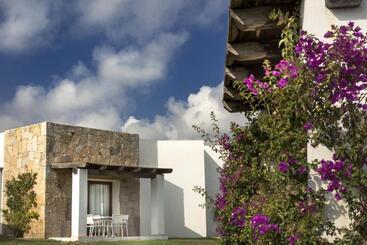 Grande Baia Resort & Spa