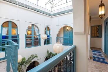 Riad L'orange Bleue
