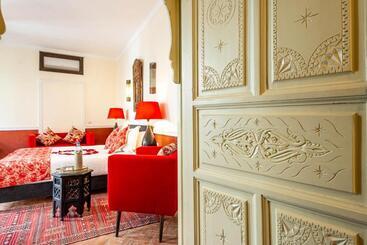 Riad L'orange Bleue