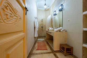 Riad L'orange Bleue