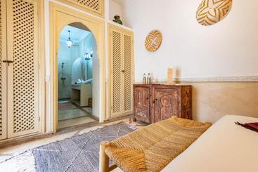 Riad L'orange Bleue