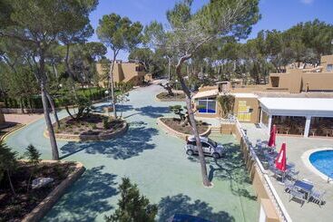 Ses Eufabietes Apartments & Restaurant